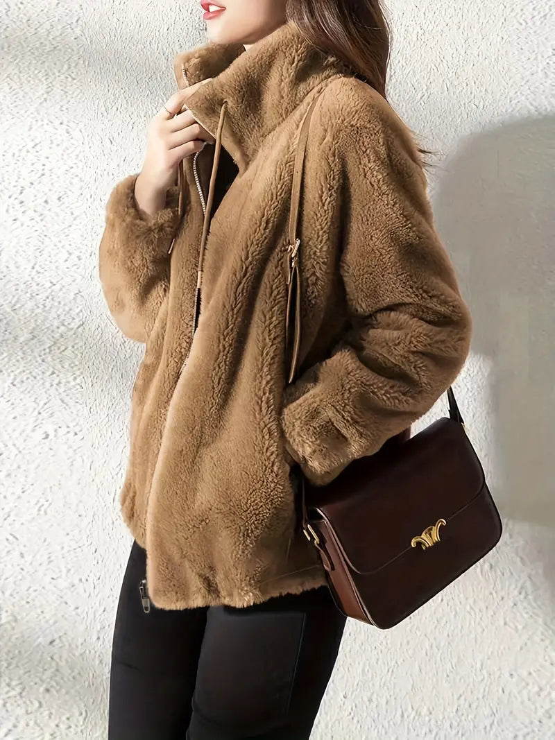Carina: Abrigo Casual con Cremallera