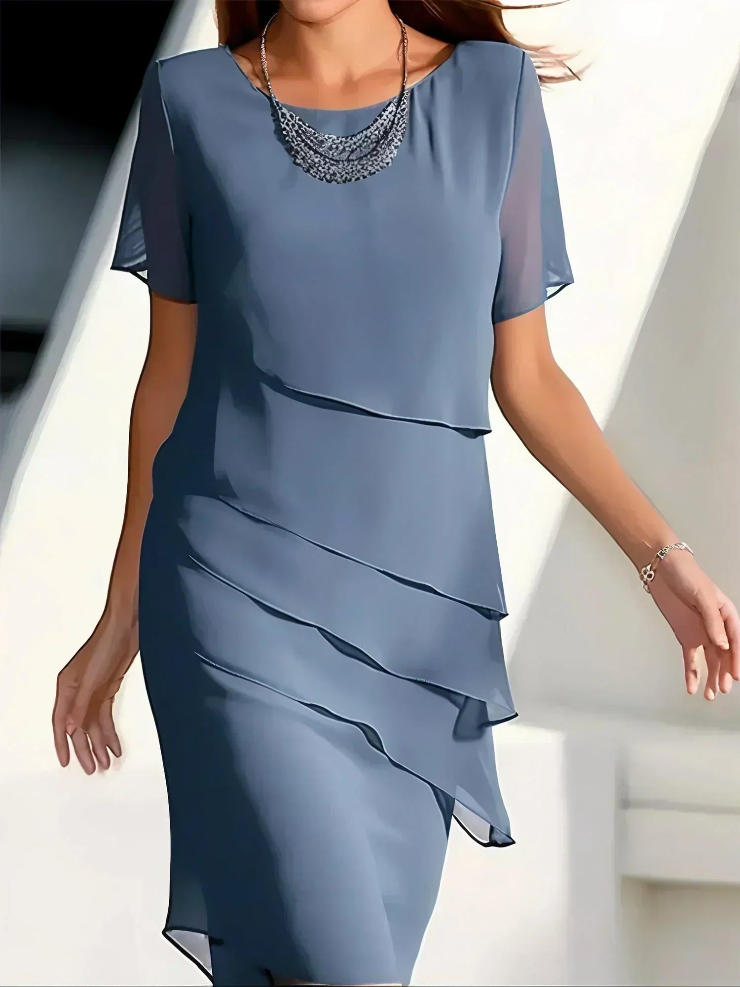 Elisa – Vestido Fluido Elegante