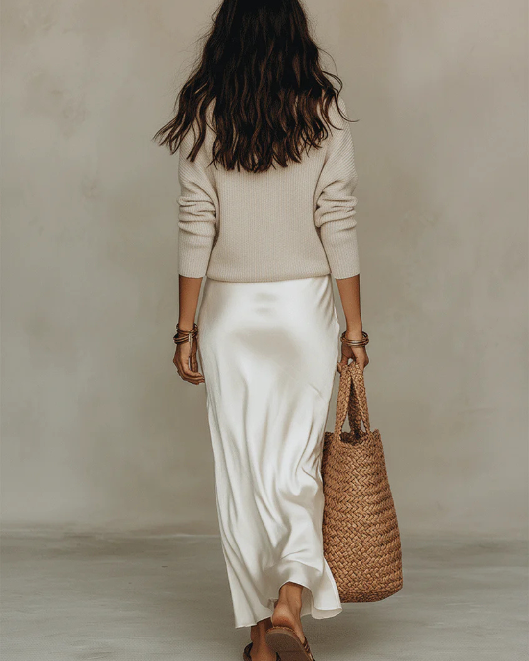 Alicia – Vestido Satinado con Efecto Jersey