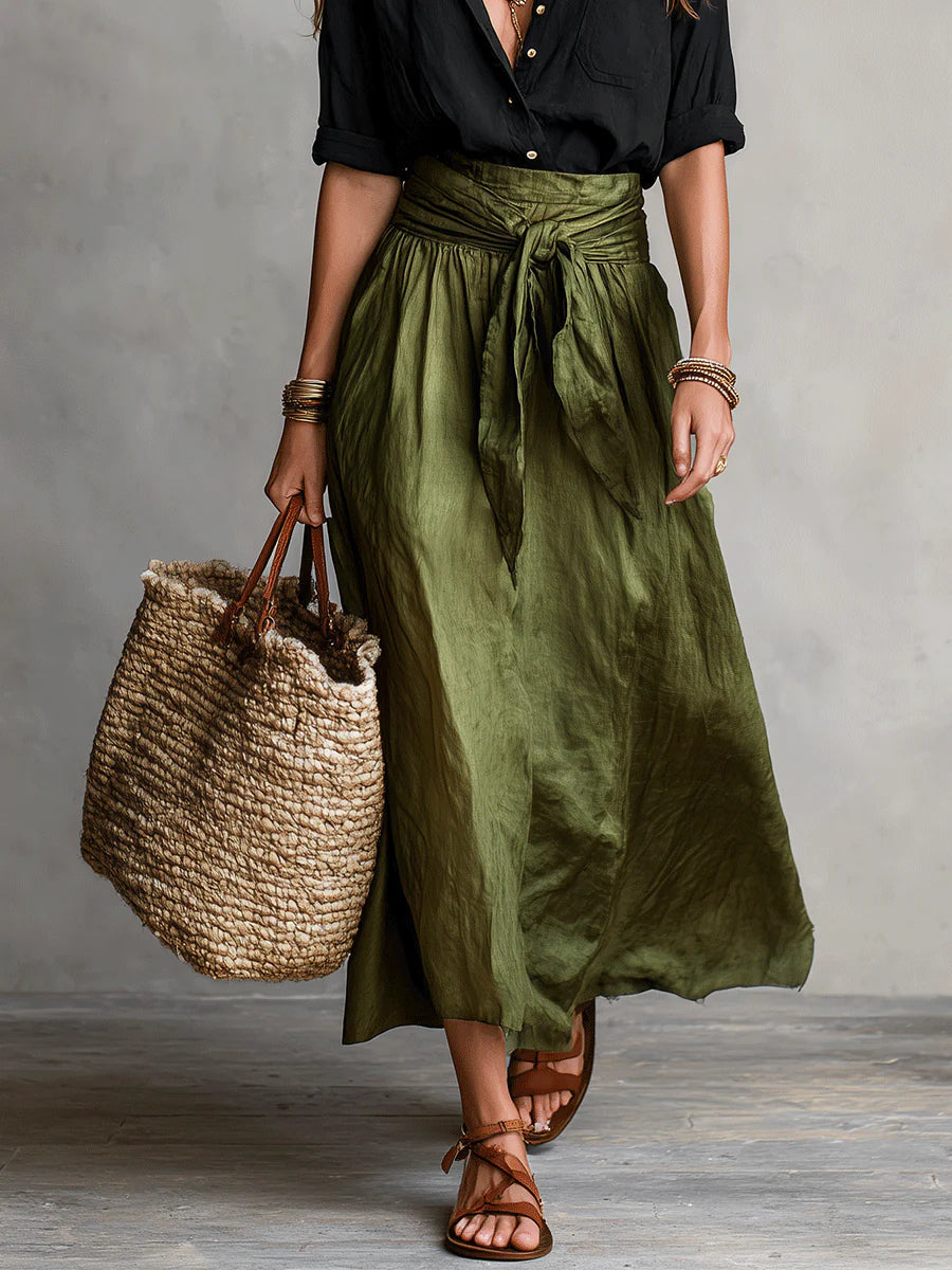 Vera - Conjunto de dos piezas: camiseta negra y falda verde oliva